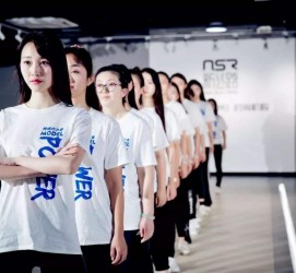 滦南南京少儿模特兼职(南京潮童星少儿模特培训地址)