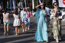 滦南上海商务伴游男雇用(上海雇用高端伴游一天20万)