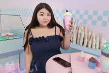 滦南胖模(胖模特穿衣搭配图片)