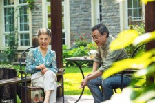 滦南坦言带老伴游遍中国(我和老伴去旅游)
