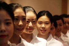 滦南私人伴游招聘 度假区万元月薪招“泳装伴游”