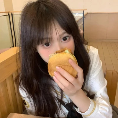 滦南伴游女生李心怡的资料