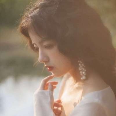 滦南伴游女生雷花蕊的资料