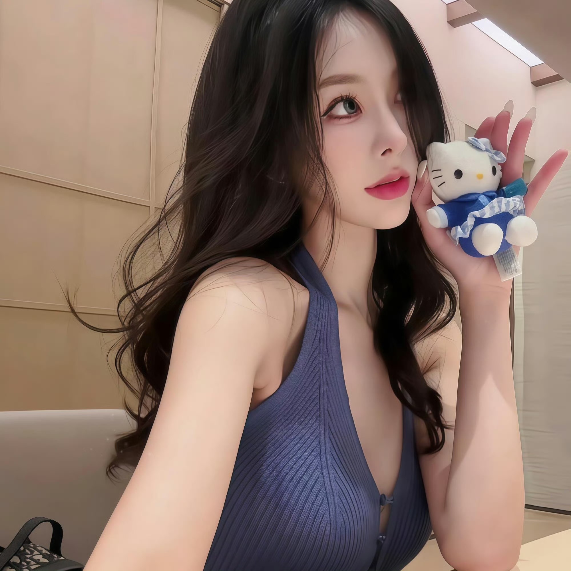 滦南伴游女生鹿小婷的资料