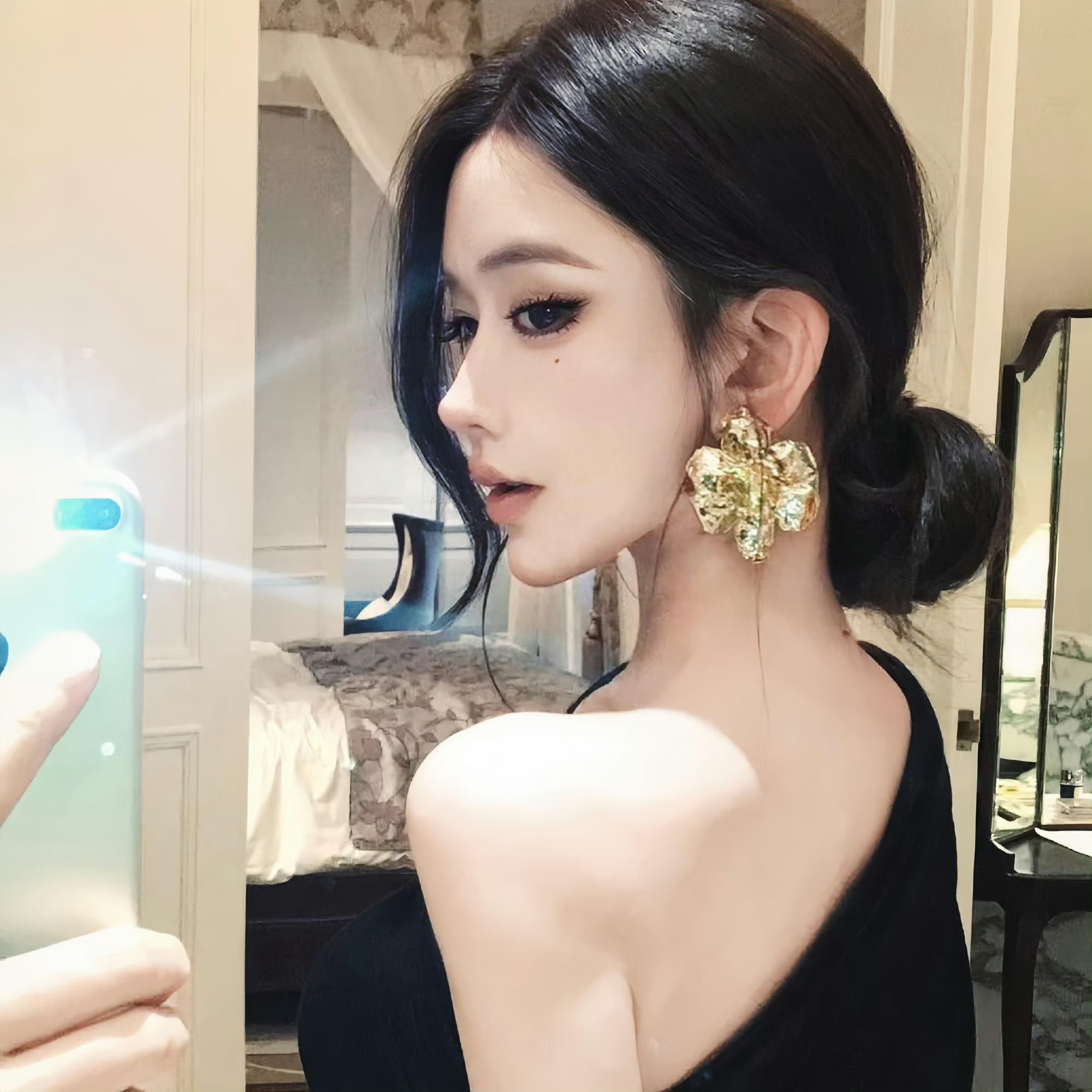 滦南伴游女生靖骊萍的资料