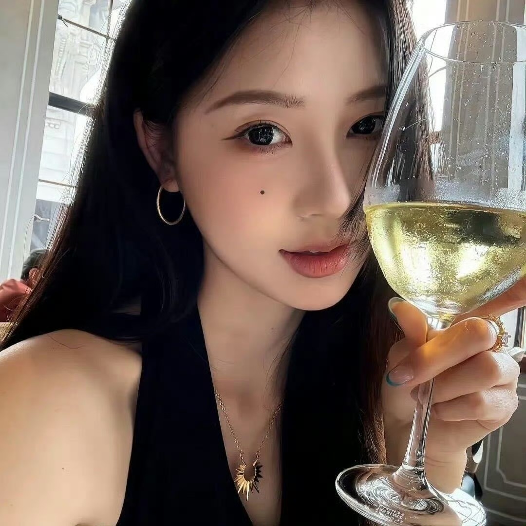 滦南伴游女生 | 张诗涵的资料