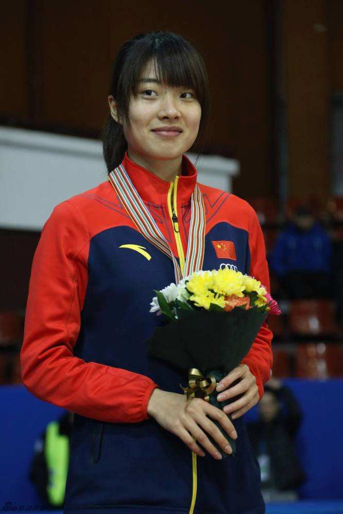 26岁中国女子澳洲当伴游(药企回应一针药70万)