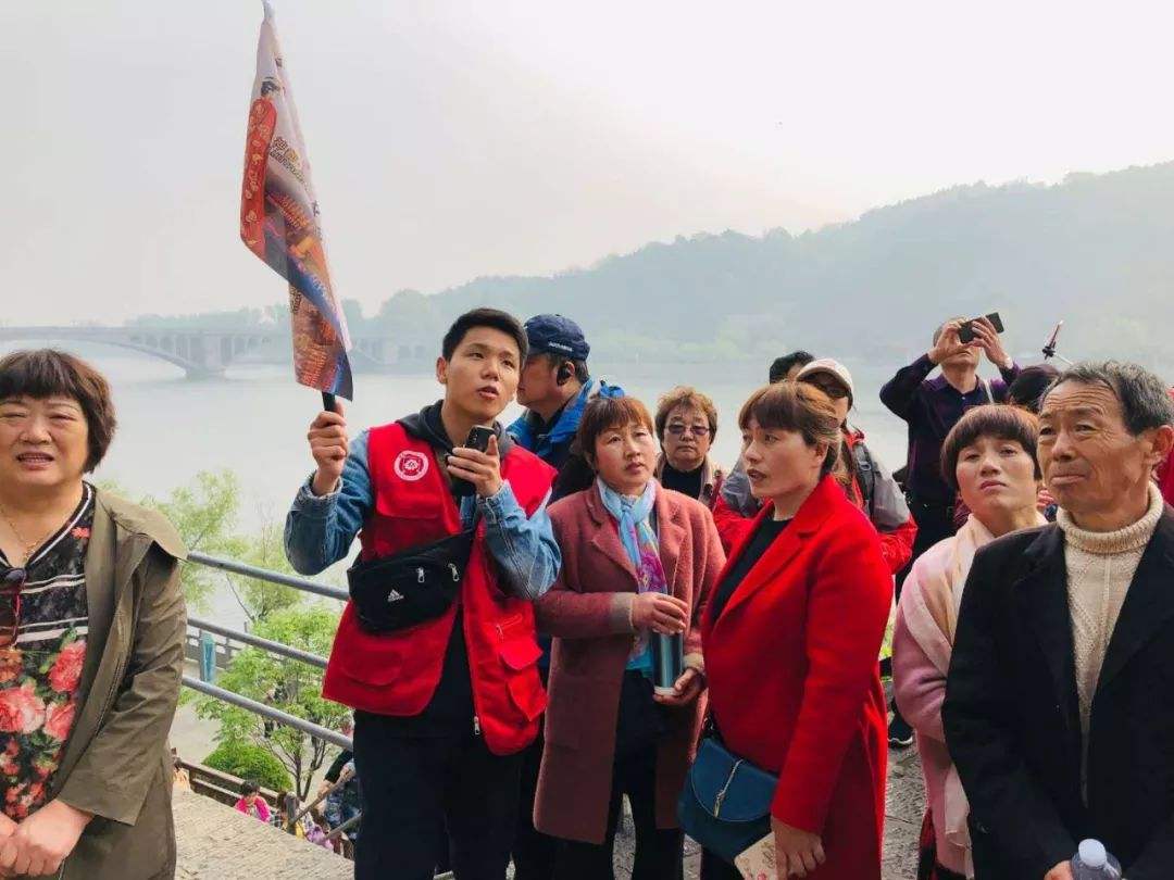 深圳有伴游司机雇用吗(深圳伴游雇用90万月薪)